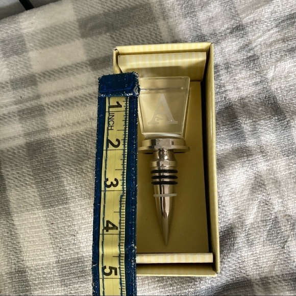 NEW Cypress Dining Monogram Engrave “A” Crystal Wine Bottle Stopper Clear Silver - Picture 4 of 6